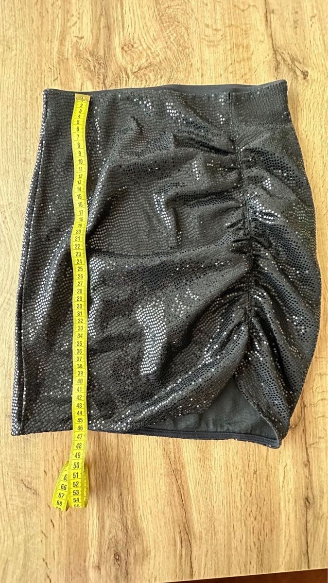 H&M Gonne: HM Paillettenrock – Nuovo (secondo la descrizione) da Urdorf venduto da fairfashion 1