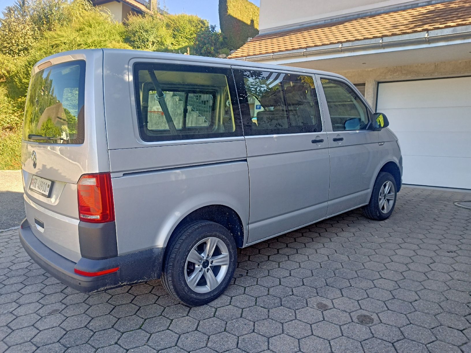Véhicules utilitaires: VW T 6   In Top Zustand – D'occasion à Plasselb par Frisi4 8