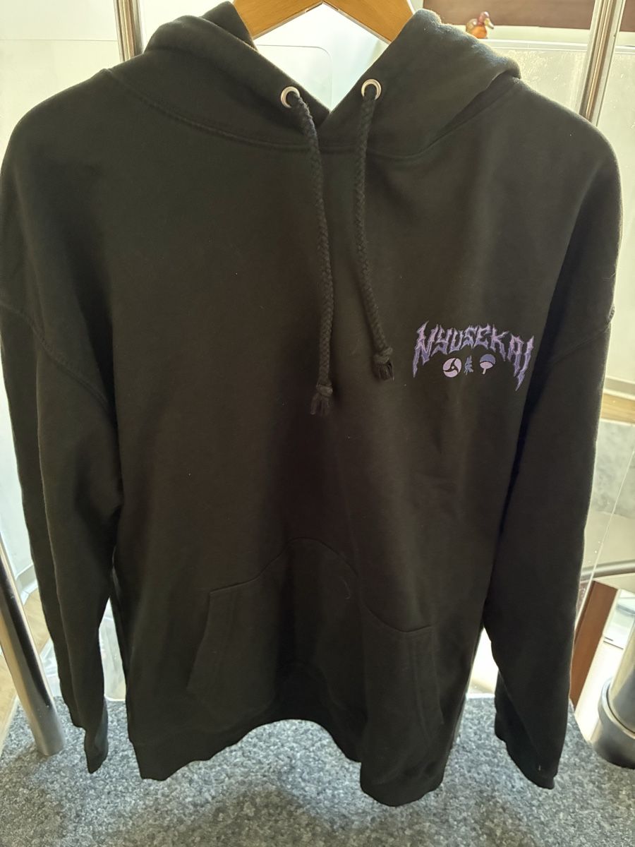 Maglioni & Felpe: Pullover Hoodie Schwarz Grösse L – Usato da Visp venduto da Sterntaler21