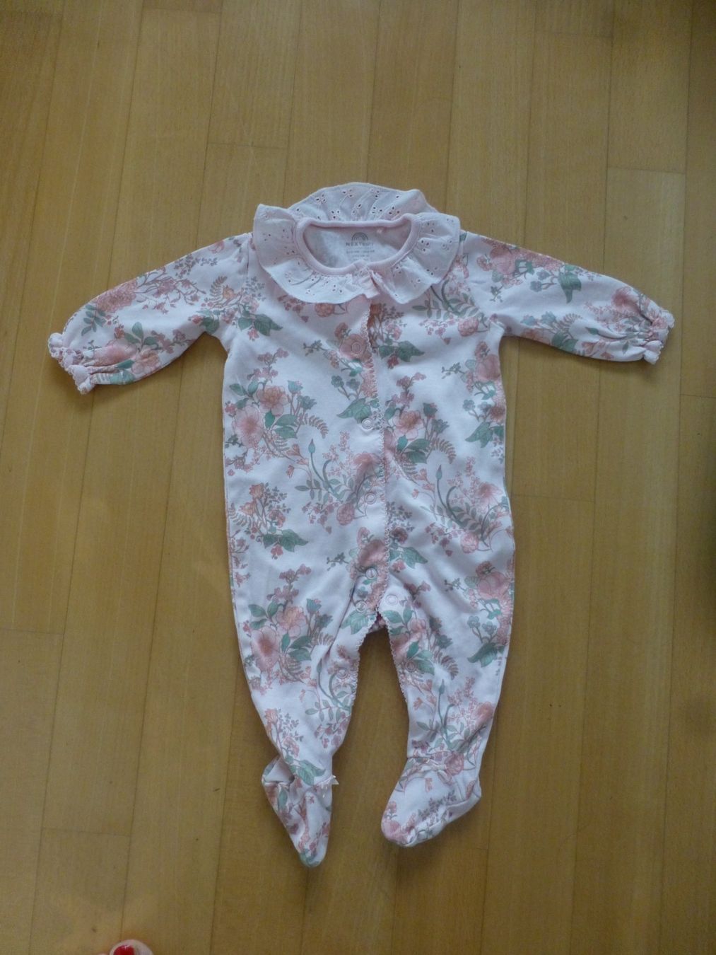 Next Pigiama & Simili: Baby Strampler, neu von Next – Nuovo (secondo la descrizione) da Hergiswil NW venduto da annettelia 2