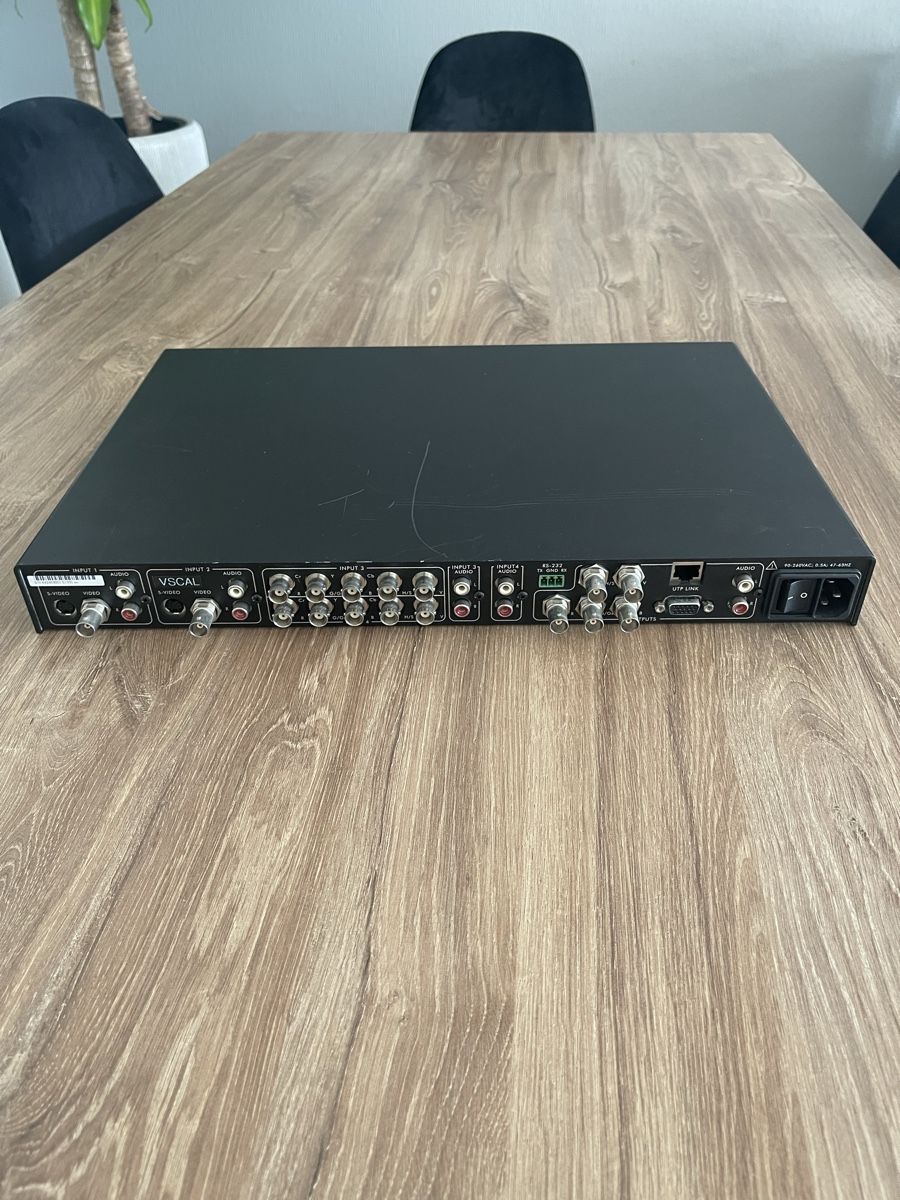 Convertitori: Scaler vidéo Inline IN1404XT – Usato da Lutry venduto da Thunder1981 1