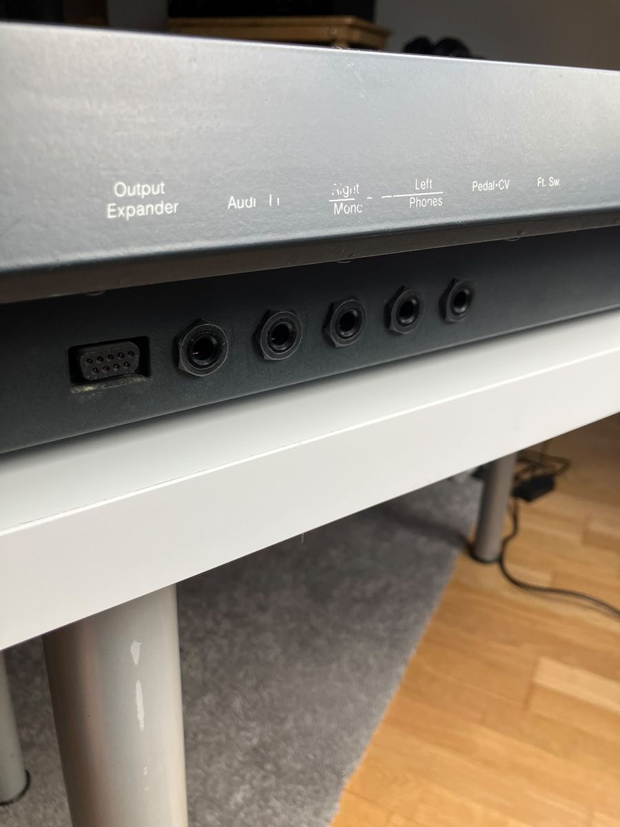 Ensoniq Strumenti musicali: Ensoniq EPS Classic (13 Bit) – Usato da Selzach venduto da adr_8mst 5