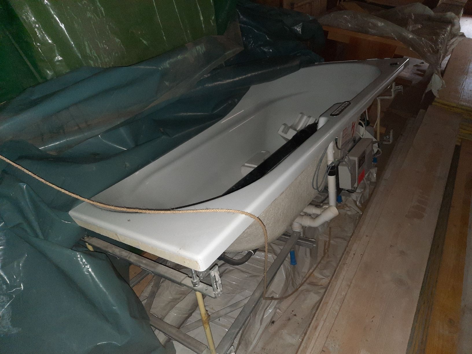 Vasche da bagno: Badewanne Sprudel – Nuovo (secondo la descrizione) da Zürich venduto da SA8046 2
