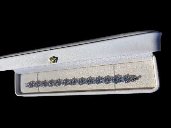 Bracciali & Braccialetti: Bracelet en argent sterling 925 – Nuovo e nell'imballaggio originale da Genève venduto da TradeCH