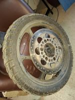 Vorderrad mit Winterpneu und Bremsscheibe Honda nsr 125