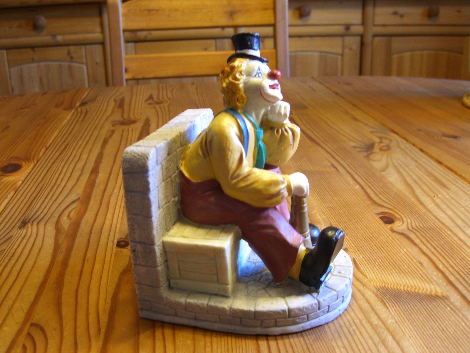 Statuette: Lustiger "Gilde" Clown mit einem Megaphon, Buchstütze, Deko – Usato da Winterthur venduto da Gaia 1