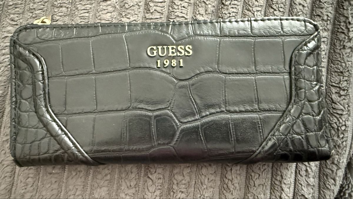 Guess Portamonete: Portemonnaie GUESS  – Usato da Pfeffikon LU venduto da pepino17