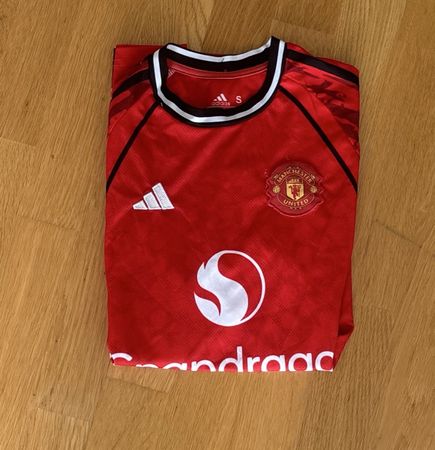 Fussballtrikot Manchester United Grösse S neu