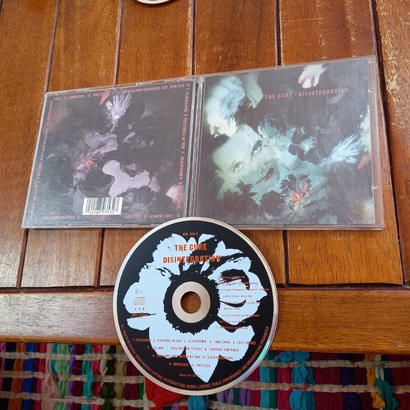 CD: the cure- disin... – Usato da St-Cergue venduto da VeganWarrior