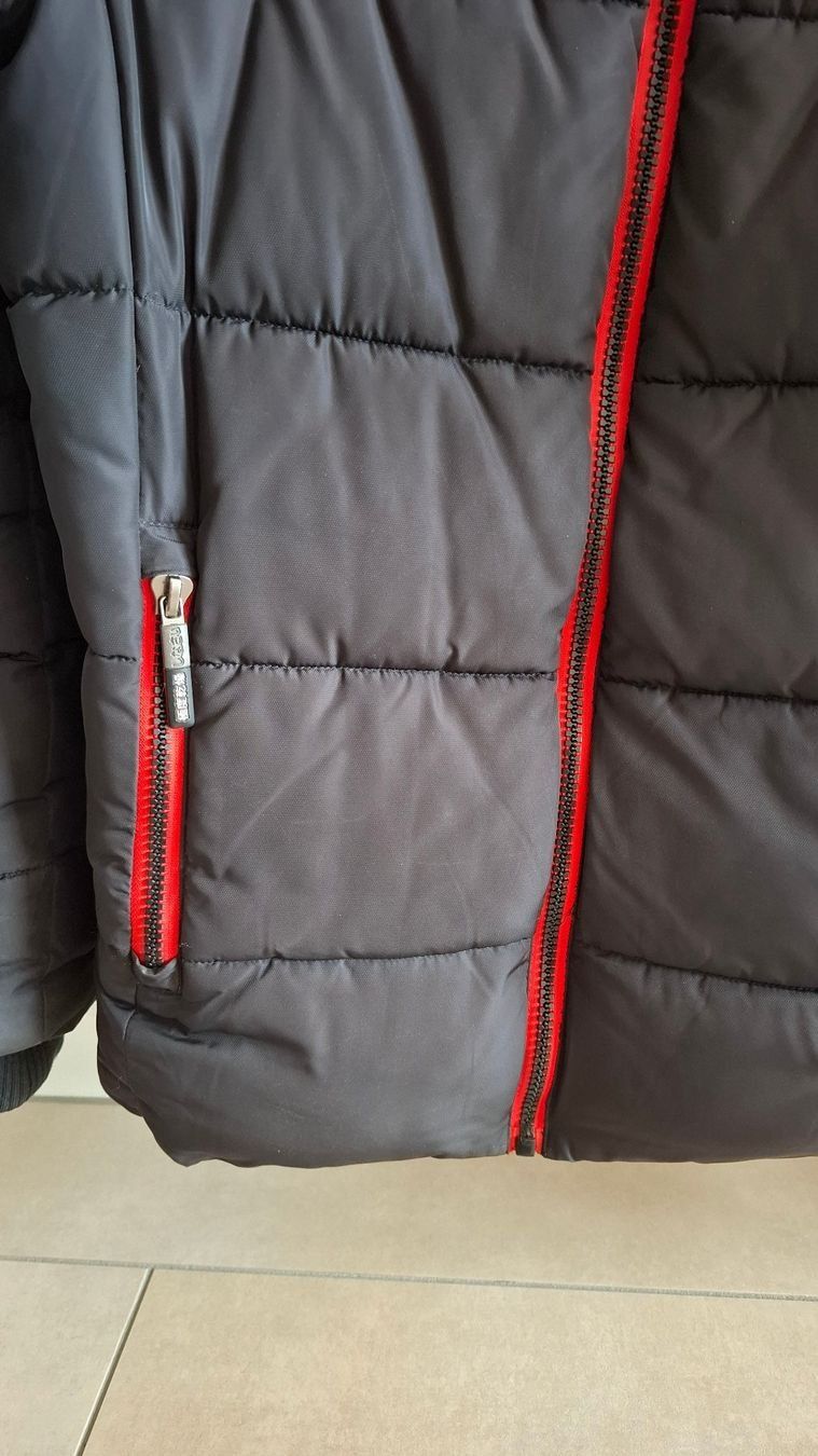 Superdry Giacche: Herren Superdry Jacke - Grösse L – Usato da Rickenbach b. Wil venduto da VeryLovelyThings 1