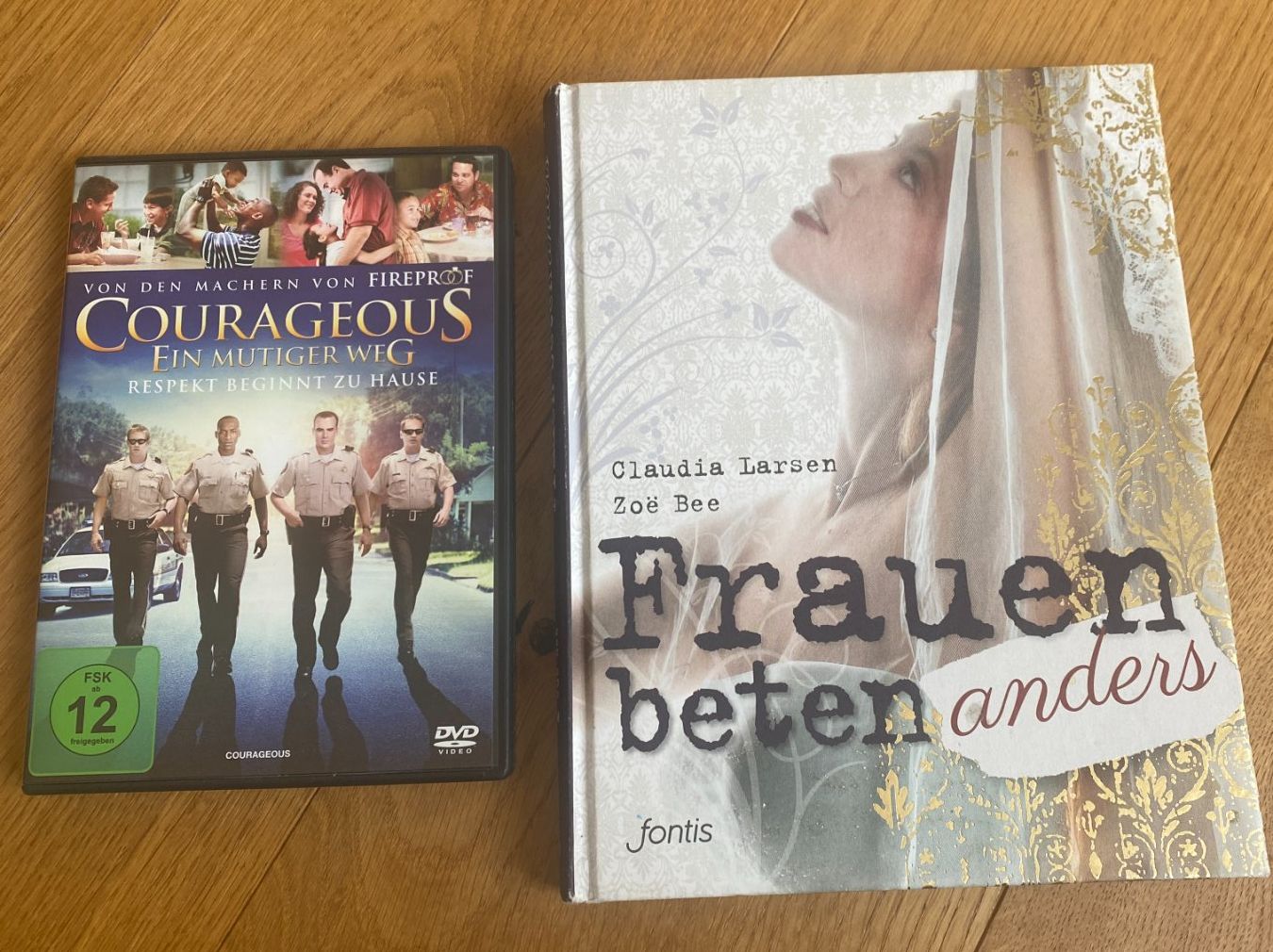 Libri: Buch "Frauen beten anders" und Dvd "Courageous" – Usato da Amriswil venduto da Egoldi