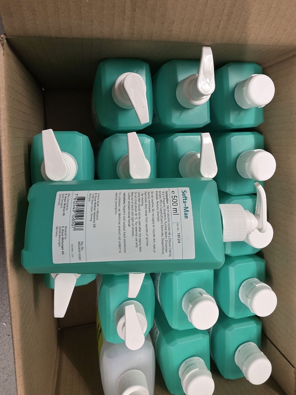 Nettoyage & Hygiène: Händedesinfektion 18x 500ML – Neuf (Voir description) à Bäriswil BE par Simon_Kreativwelt 1