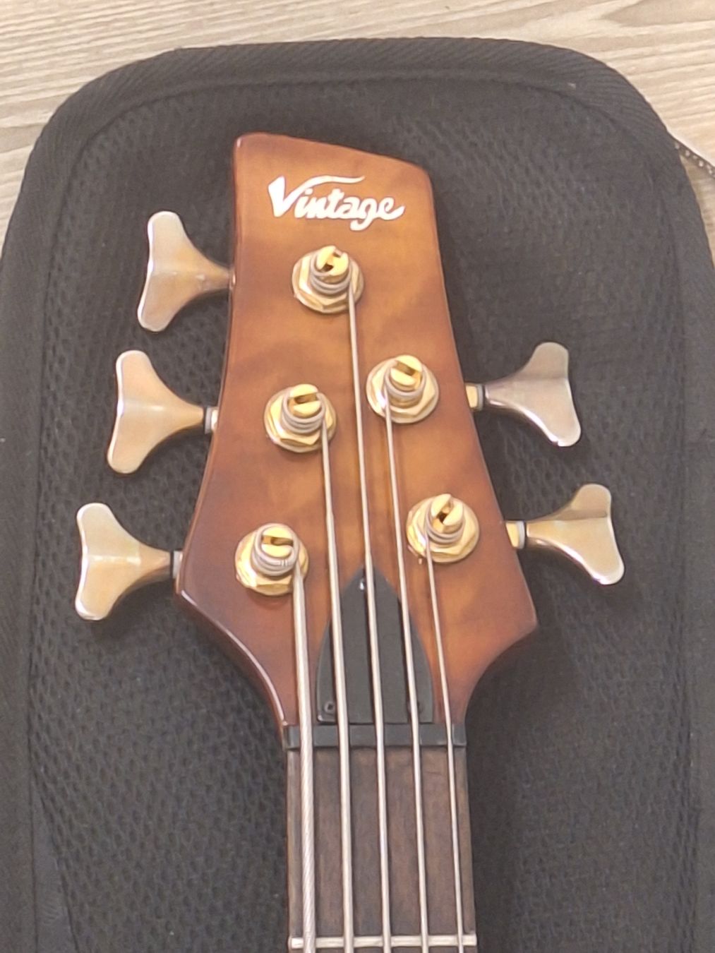 Vintage Strumenti musicali: Vintage 5-Saiter E-Bass – Usato da Grüt (Gossau ZH) venduto da wisdomio7 3