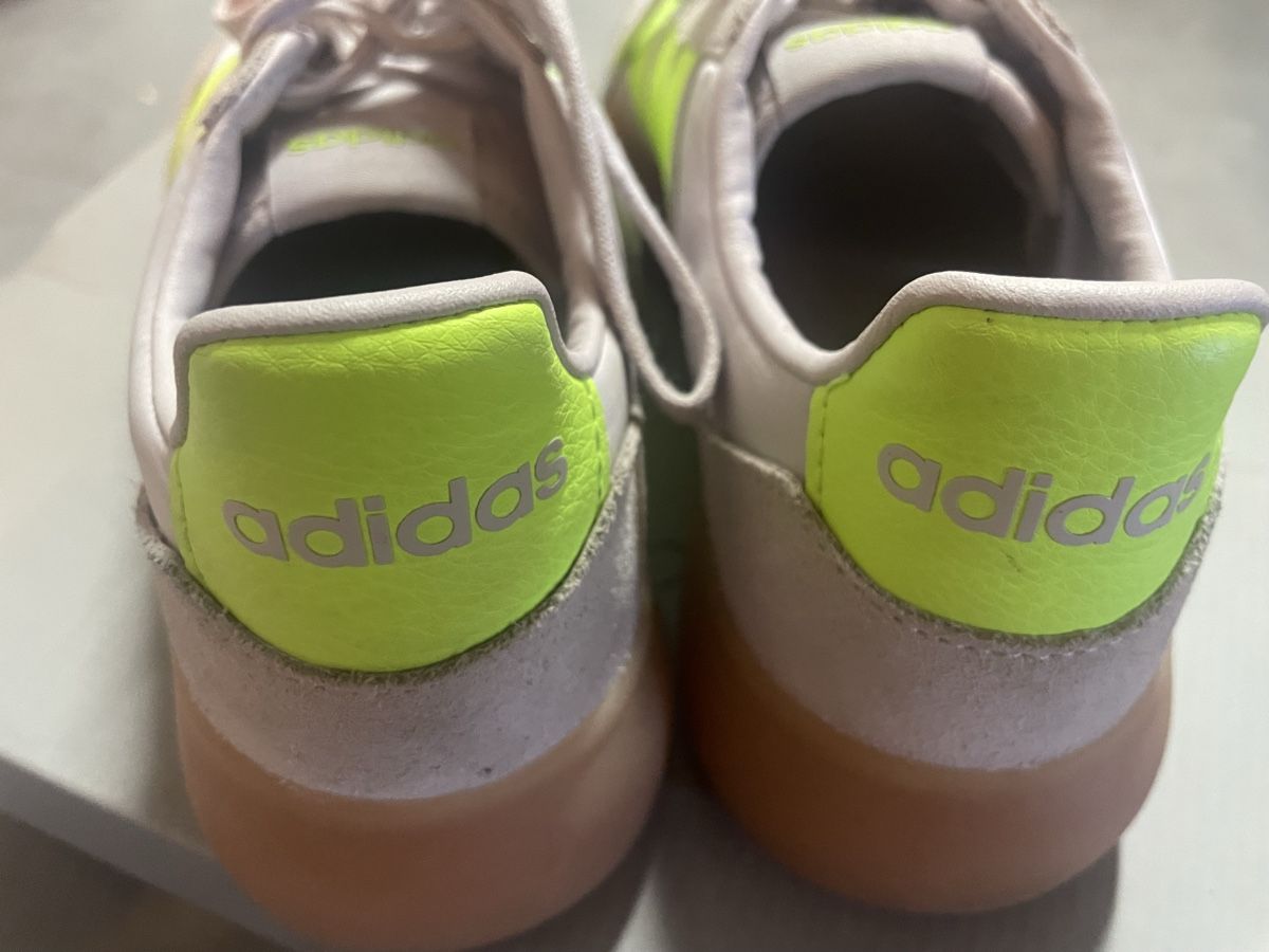 Adidas Scarpe da donna: Adidas Barreda Decode Gr. 38 – Usato da Münchwilen TG venduto da SeHuDoHu 3