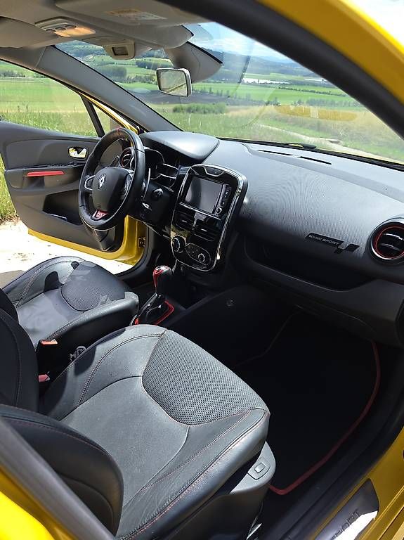 Automobili: Clio 4 rs jaune sirius  – Usato da Chamblon venduto da montakina 2