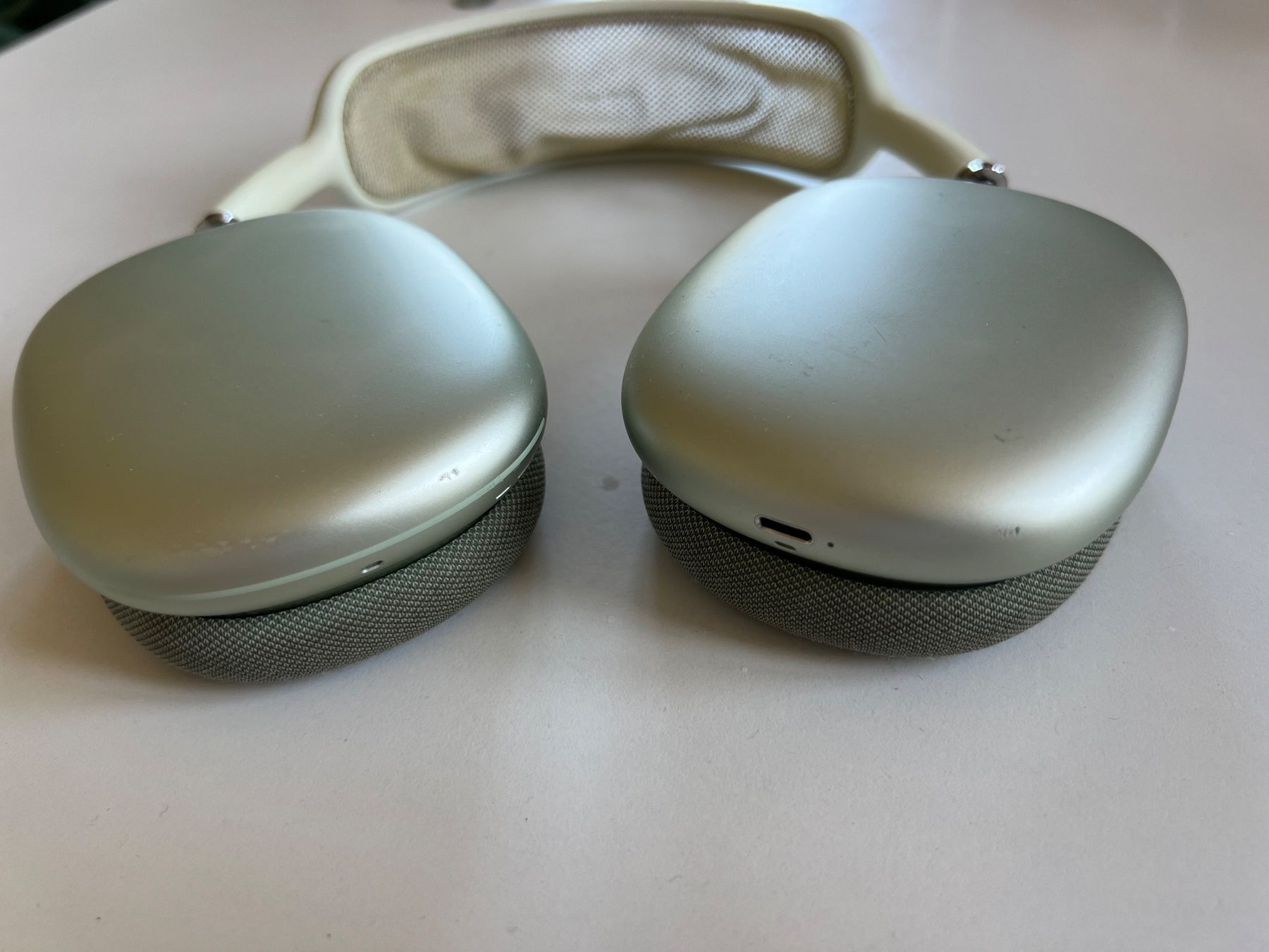 Apple Kopfhörer: Apple AirPods Max DEFEKT – Defekt aus Suhr von ZaraW 3