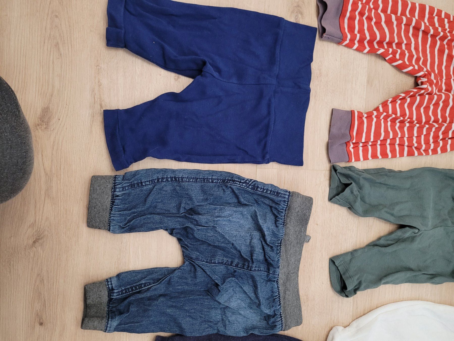 Pantaloni: Set Hosen Grösse 68 – Usato da Lupsingen venduto da sta_wgg5 4