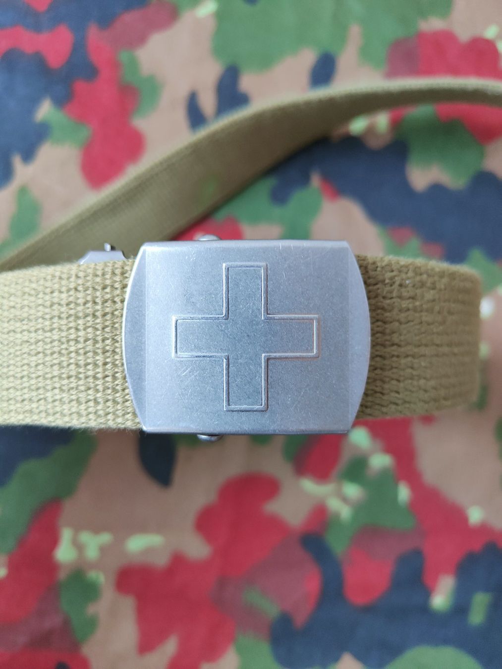 Schweizer Armee Uniformen: Hosengurt Ord. 1990, 100 cm – Gebraucht aus Bauma von SwissMilitaria 1