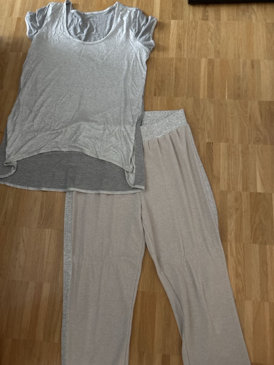 Lotti di vestiti: Best Connection Set Grau, Grösse 40 Top Zustand – Usato da Sissach venduto da Hippo200