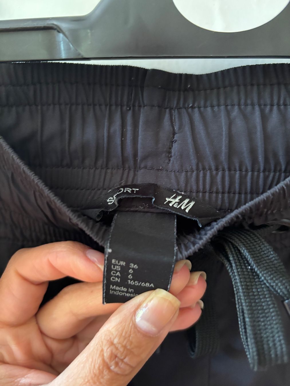 H&M Kleiderpakete: H&M Sportanzug Gr. S – Gebraucht aus Zürich von Ksenia_RBR 1