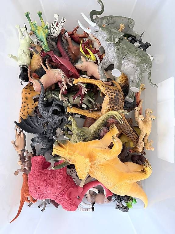 Spielzeuge: Tierfiguren-Sammlung verschiedener Tiere – Gebraucht aus Ebikon von immo-th 4