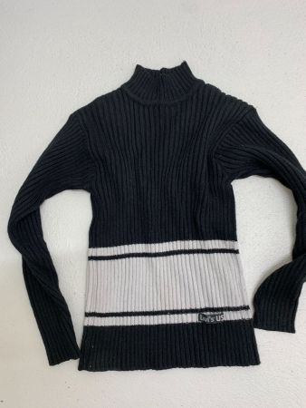 LEVI’S Pullover Gr. S aber M Gr.Passt auch.Neu gute Qualität