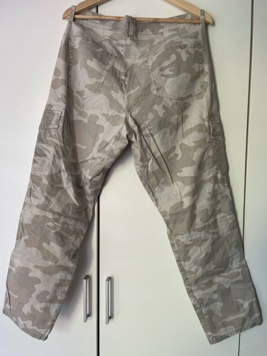 Cambio Jeans: Pantalon cargo Cambio 42 – D'occasion à Montagny-la-Ville par Sissi-Sissi 2