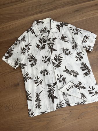 Herren Kurzarmhemd weiss braun mit Blattmuster Grösse XL
