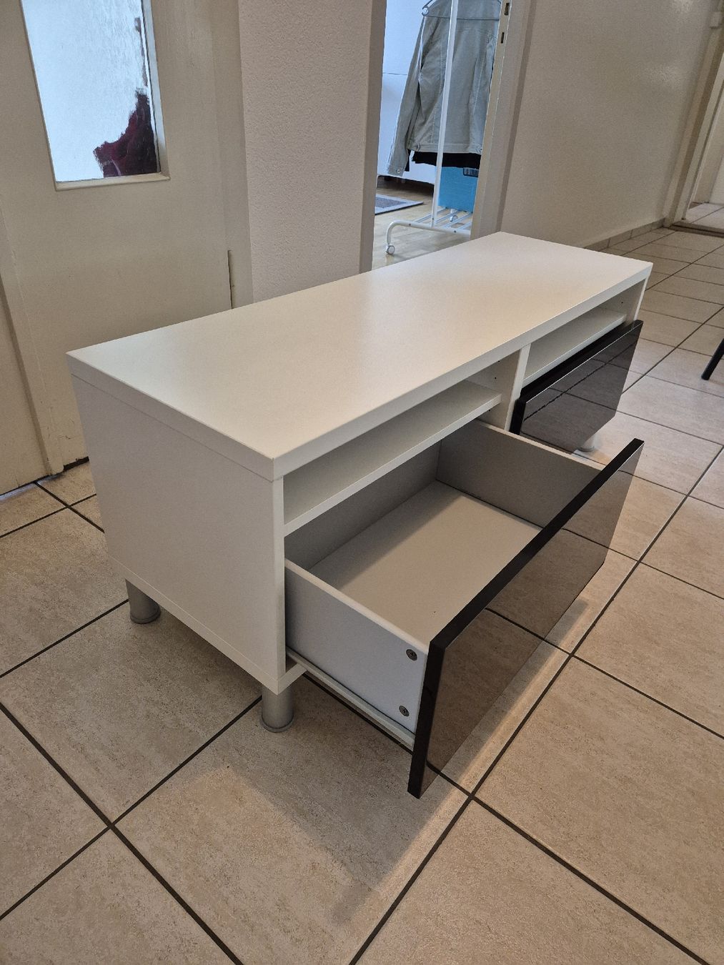 Ikea Mobili TV: TV Möbel – Usato da Zürich venduto da NL365 2