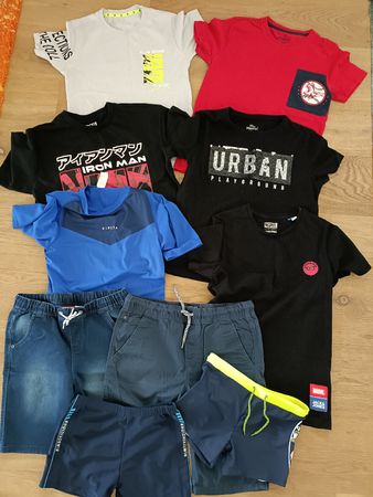 Sommerkleider & T-Shirts Jungen Grösse 158-Top Zustand