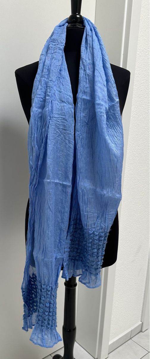 Foulard & Sciarpe: Schöner glänzender Crash-Schal in blau – Nuovo (secondo la descrizione) da Münsingen venduto da Innchen 1
