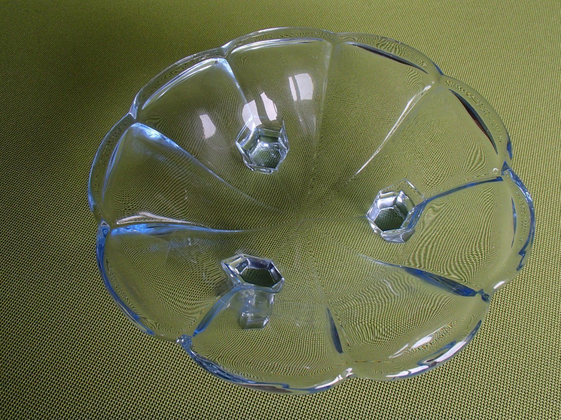 Ciotole: 3 hellblaue Glasschalen auf Füsschen – Usato da Schöfflisdorf venduto da pullux 7