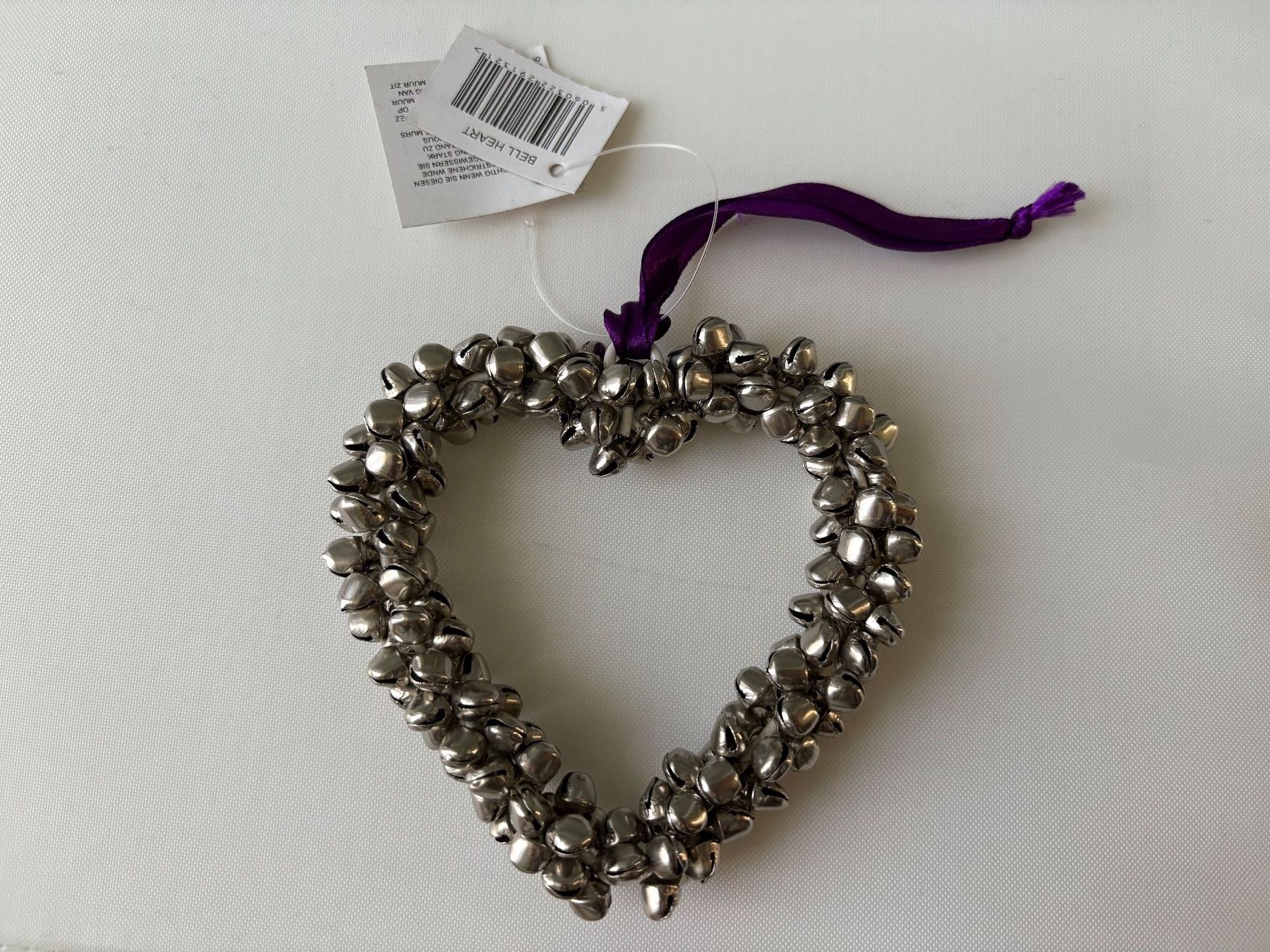 Tutte le decorazioni: Christmas Ornament Heart shaped NEW – Nuovo e nell'imballaggio originale da Muzzano venduto da Sidney_3