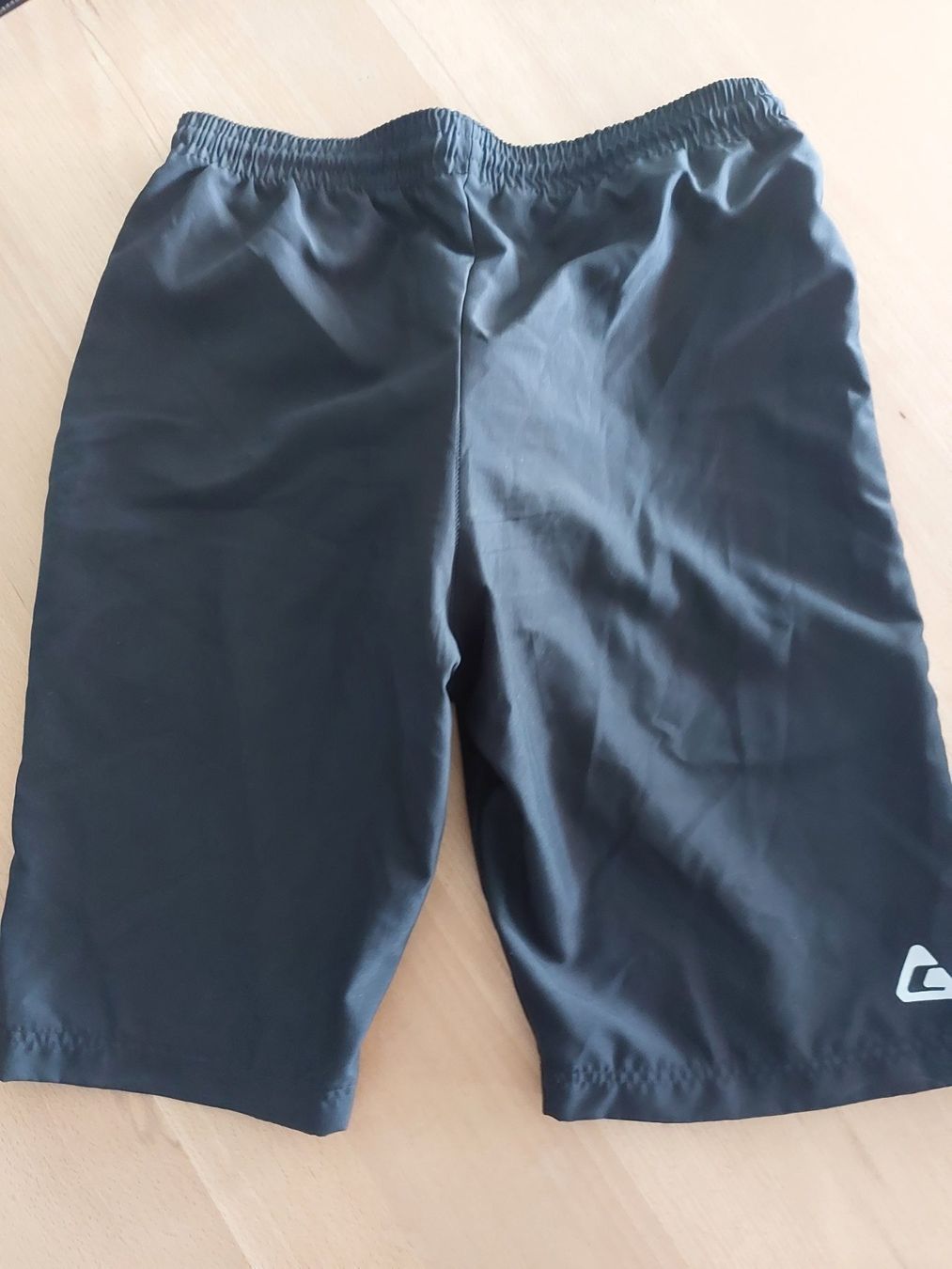 Crosswave Canottiere & Pantaloni: Short de vélo Crosswave gr.164 noir – Usato da Delémont venduto da Petitlutin 1