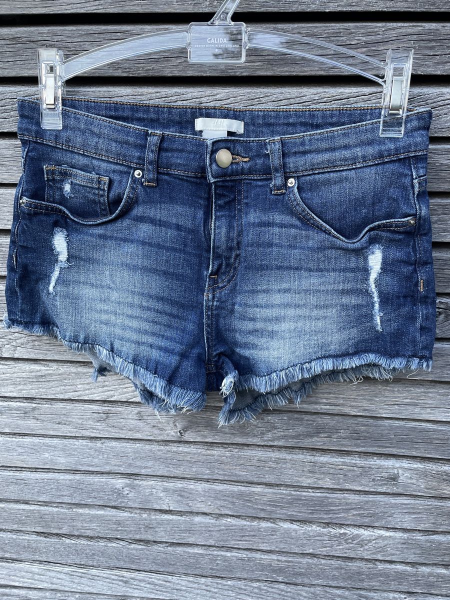 H&M Jeans: H&M Jeanshose – Neuf (Voir description) à Schwarzenburg par Sportback05