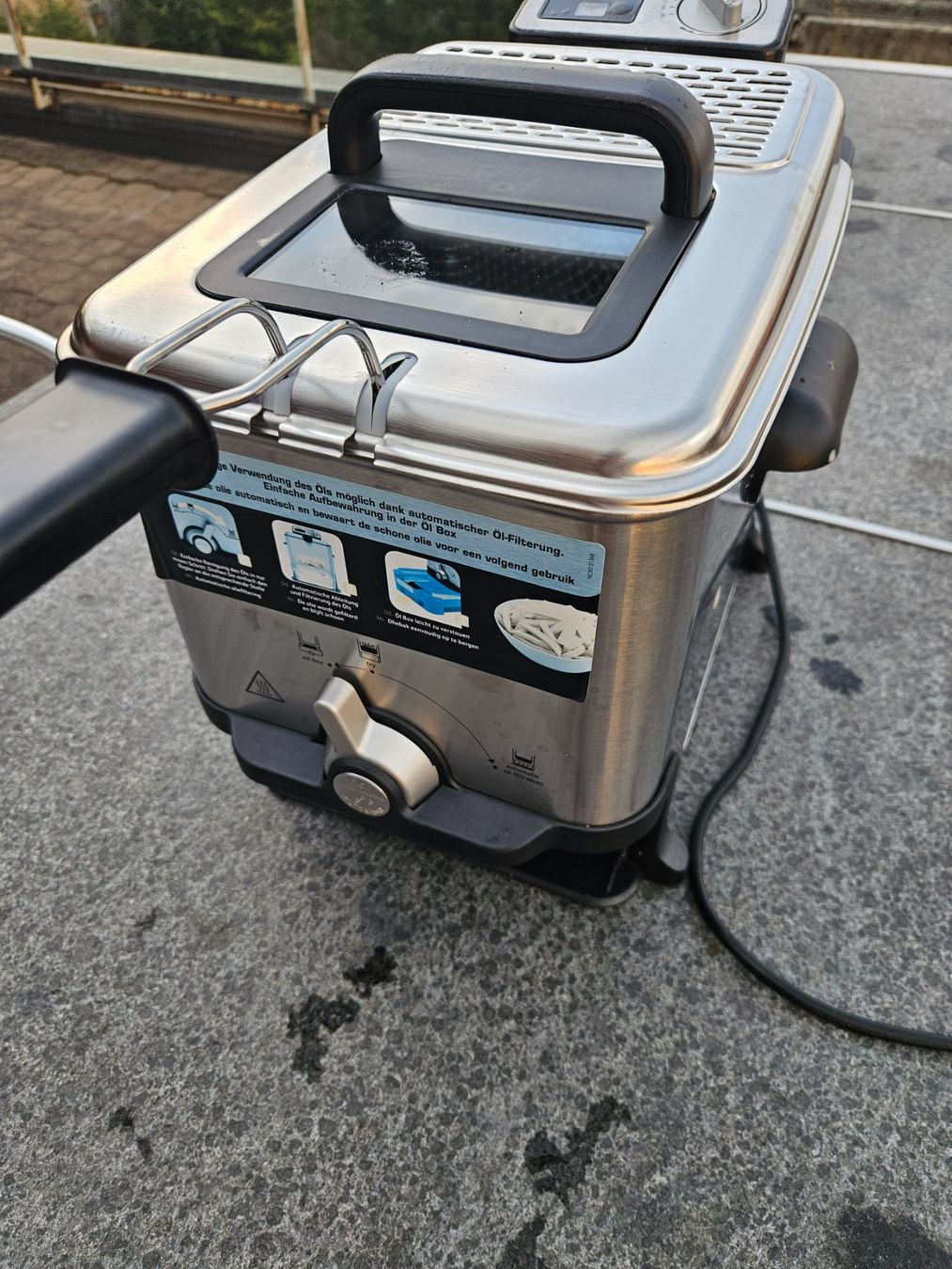 Tefal Küchengeräte: Tefal Oleoclean Pro Friteuse – Gebraucht aus Zürich von topfly28 1