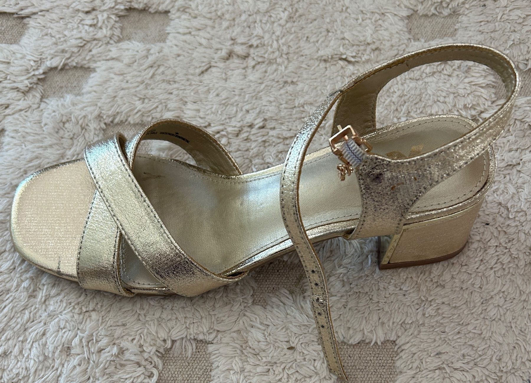 Scarpe da donna: Damen Sandalen in Gold – Nuovo (secondo la descrizione) da Freienbach venduto da mar_rvc6 1