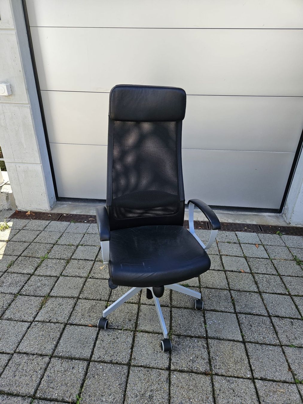Ikea Sedie: Bürostuhl höhenverstellbar – Usato da Ennetbaden venduto da midewe