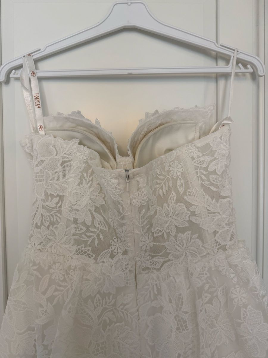 Kleider: Wunderschönes Hochzeitkleid Grösse 36 – Neu und originalverpackt aus Kirchdorf BE von jsa_g 2