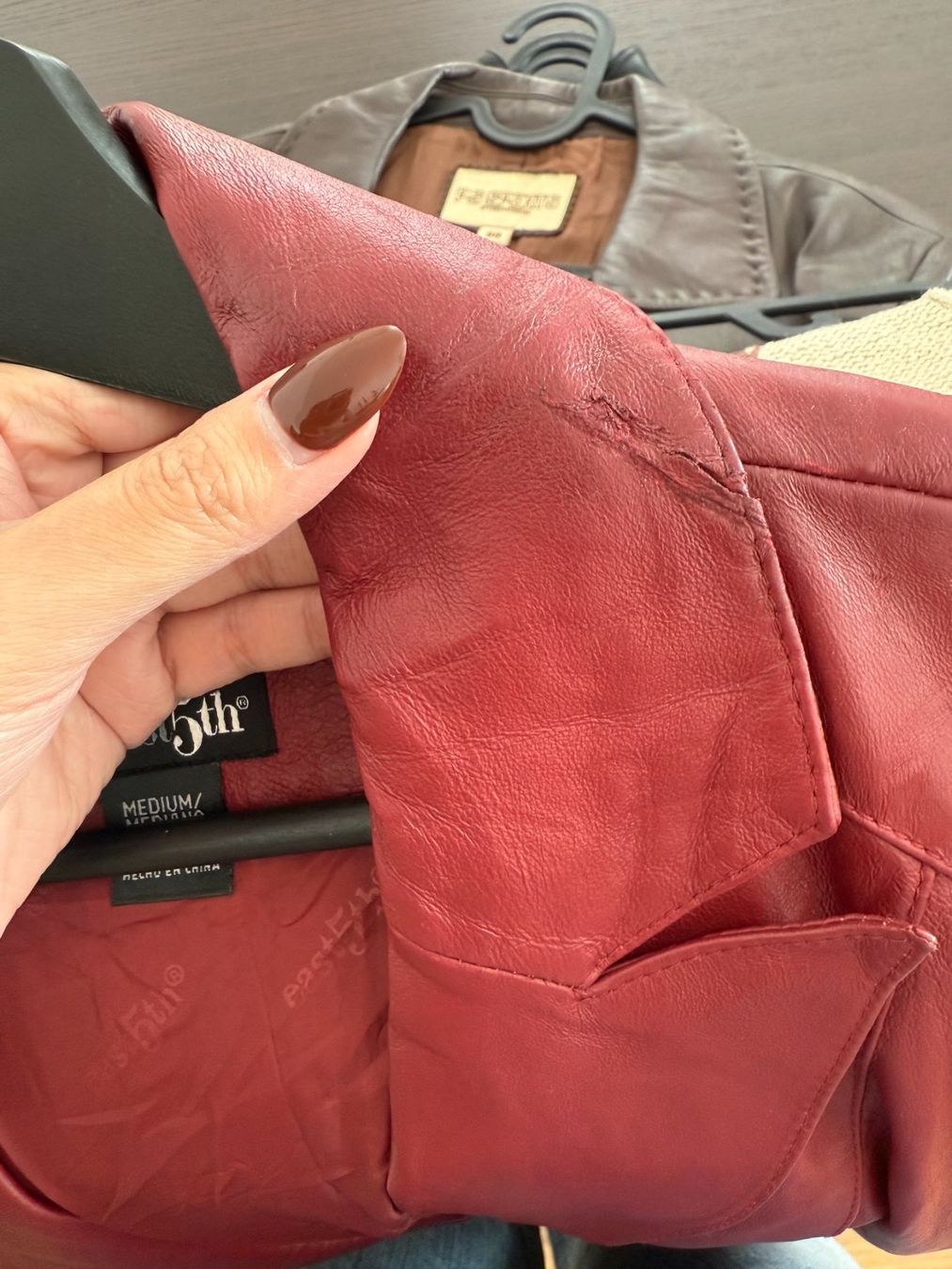 Jacken: Red wine leather blazer – Gebraucht aus St. Gallen von trxcy 6