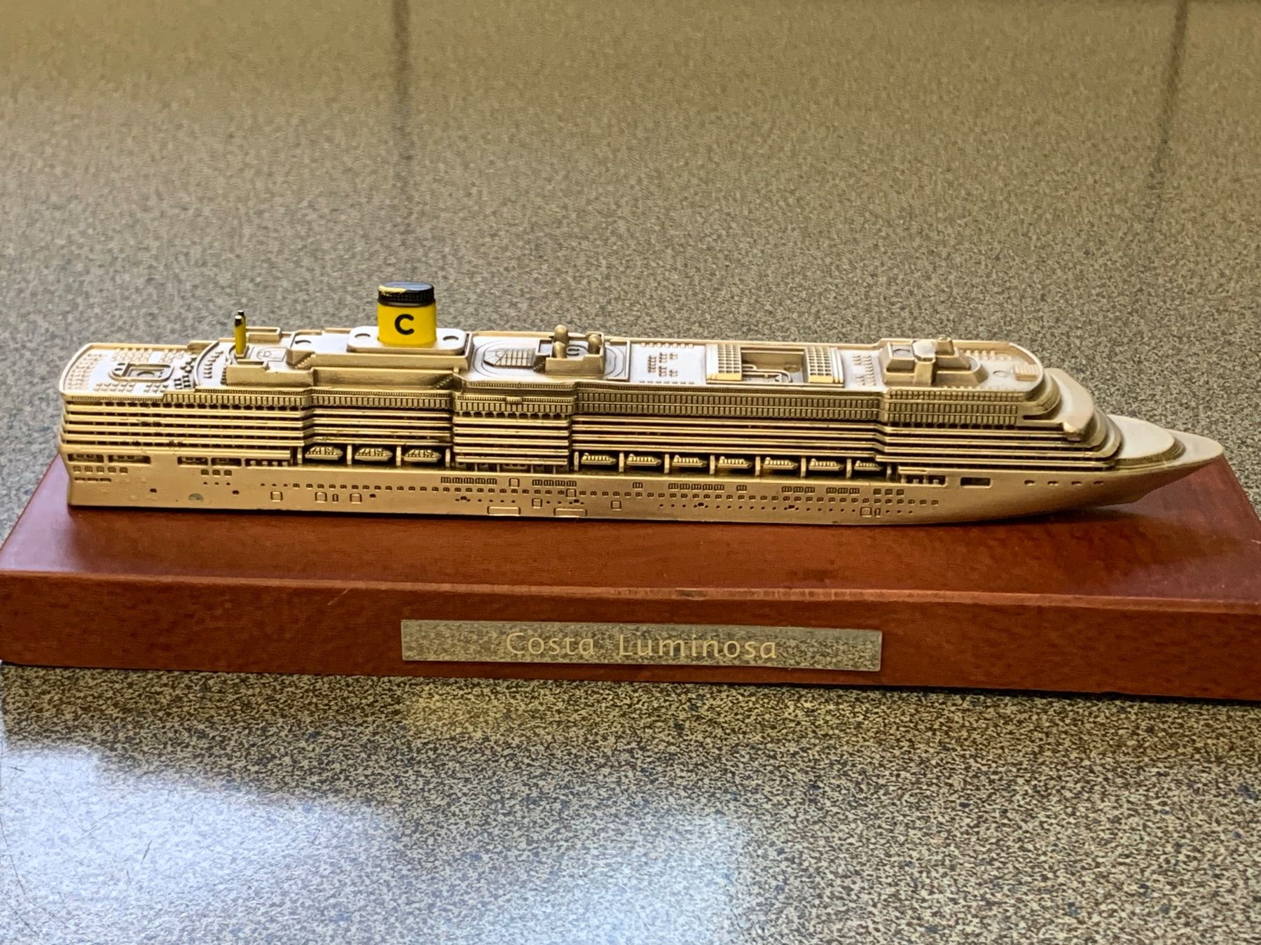 Modellbausätze & Standmodelle: Schiff - Modell „COSTA LUMINOSA“ – Gebraucht aus Wangen b. Olten von Finolino28 1