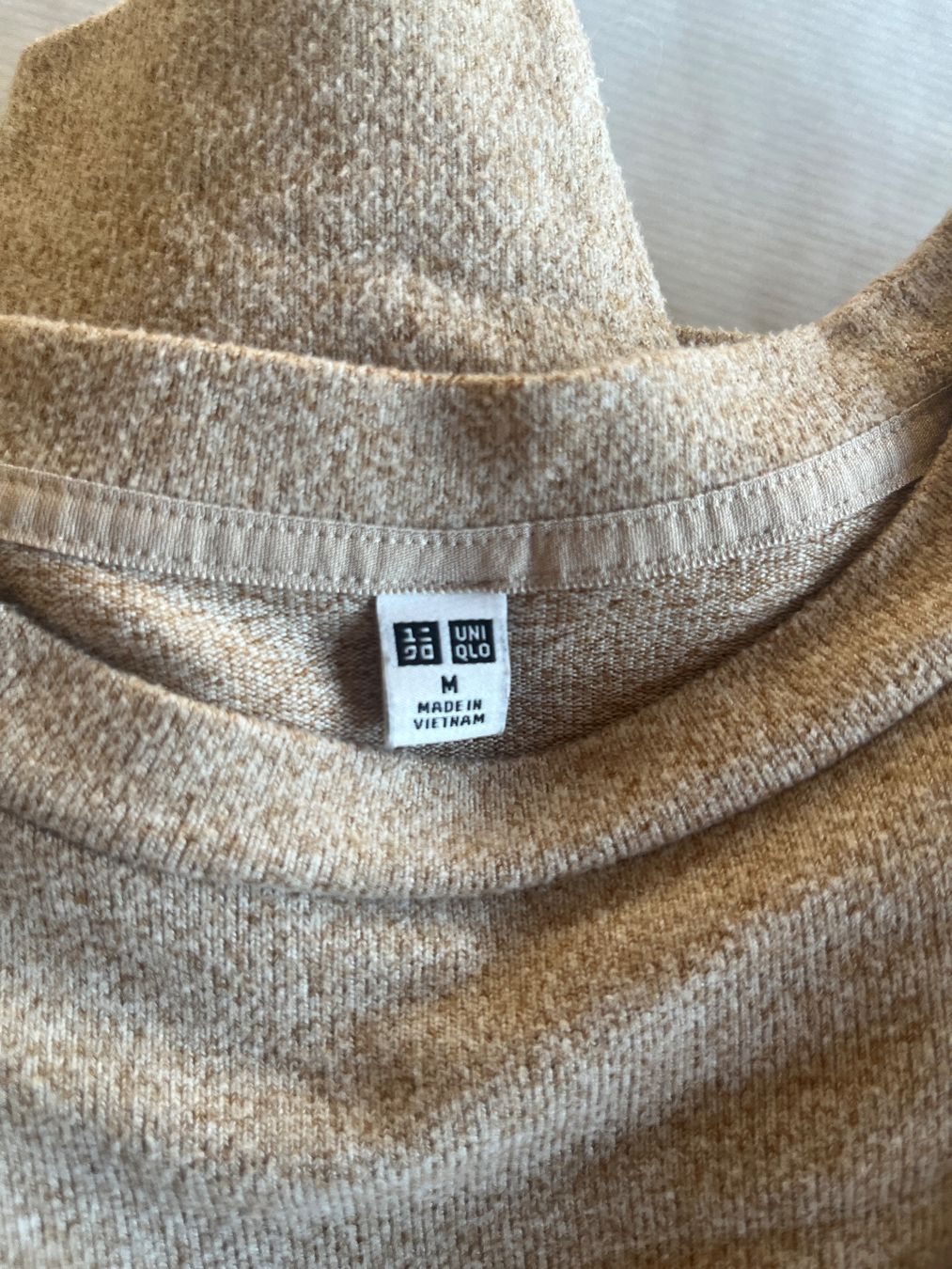 Pulls & Sweat-shirts: 2 Pullover Set beige grau, UNIQLO, Grösse S – D'occasion à Horw par Pem1278 1