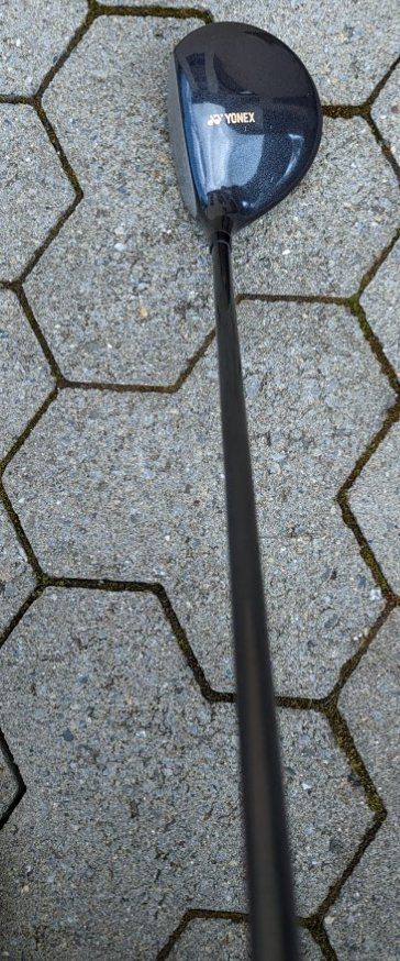 Yonex Mazze & Set: Golfschläger - Holz - Driver Nummer 3, Titan, Graphit-Schaft – Usato da Uetikon am See venduto da Tomarrani 1