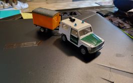SIKU Polizei: Mercedes 280 GL & SIKU 1510 Magazinanhänger