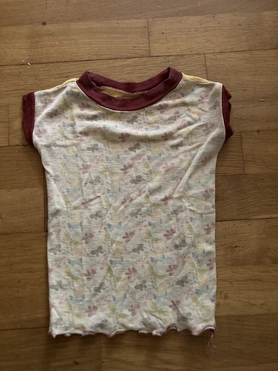 T-Shirts: süsses, leichtes t-shirt – Gebraucht aus Weinfelden von sab_s5d9 1