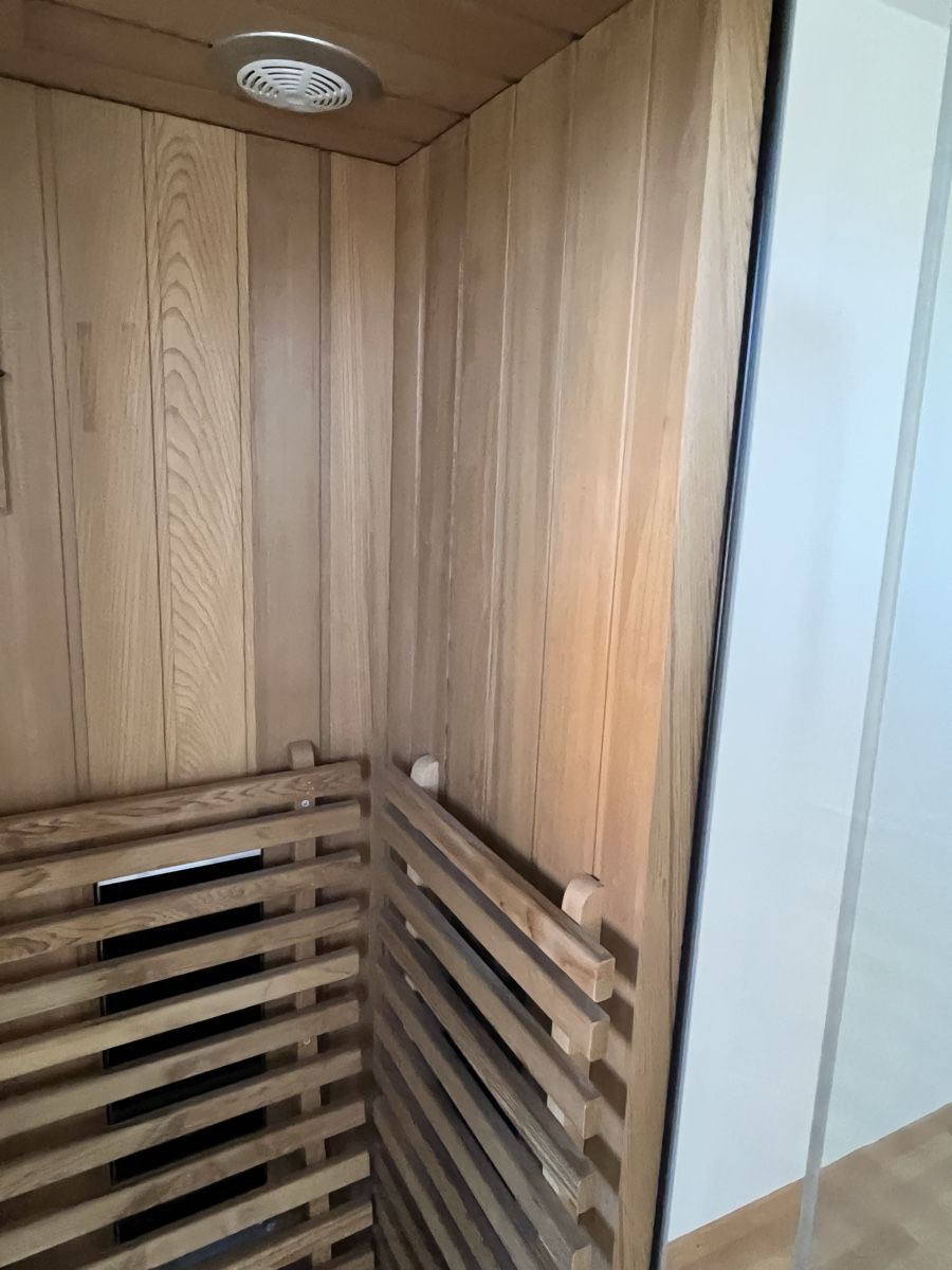 Sauna & Zubehör: Infrarot Sauna  – Gebraucht aus Neerach von fuz_8d7l 3