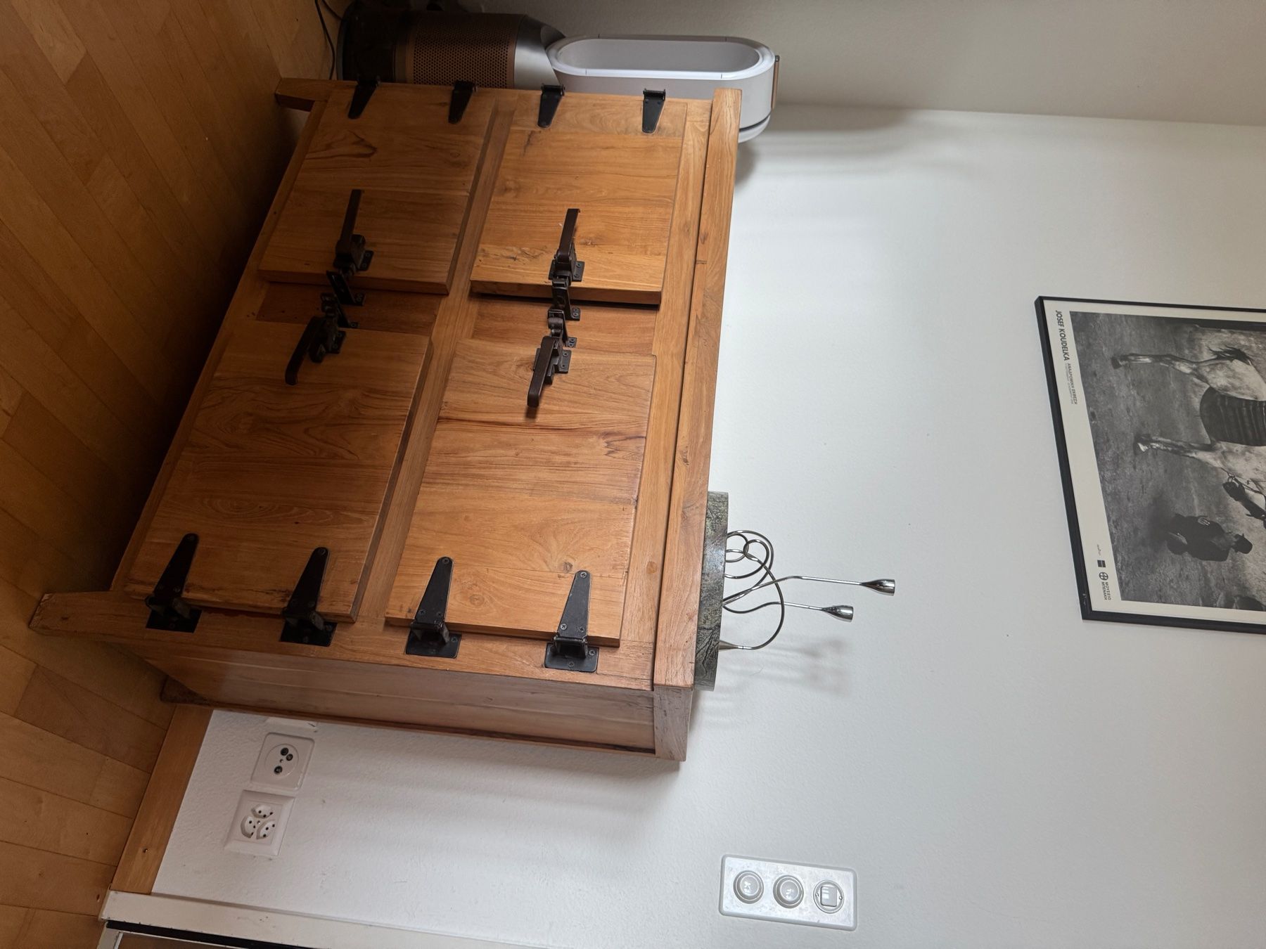 Credenze: Design-Sideboard aus Massivholz – Usato da Zürich venduto da chi_5zwz 1