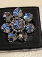 Vintage Brosche, Kristall Blume, elegant, neuwertig im Etui
