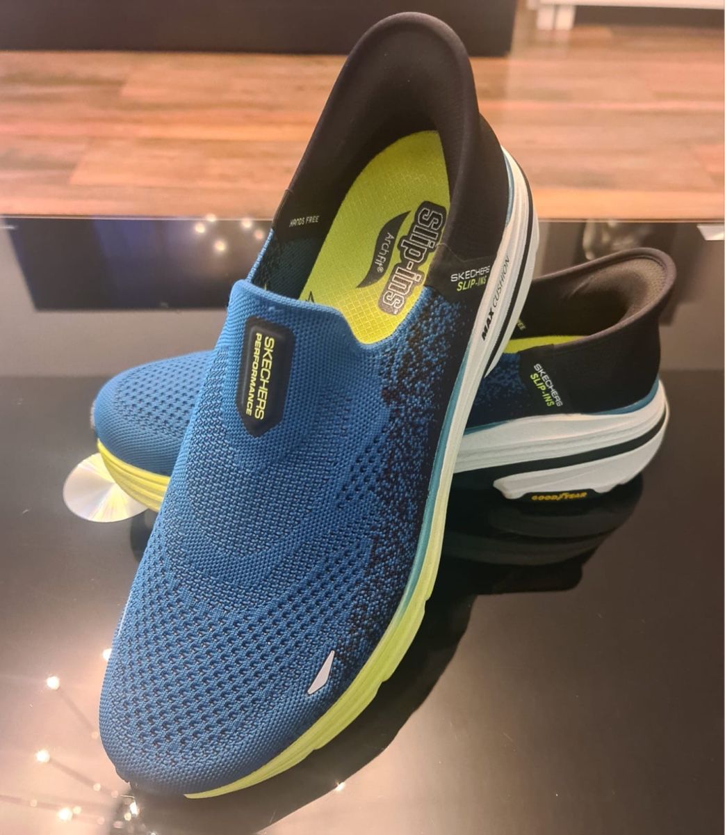 Skechers Scarpe da uomo: Neue Original Skechers Sneakers Größe 45,5 – Nuovo (secondo la descrizione) da Zürich venduto da ok1