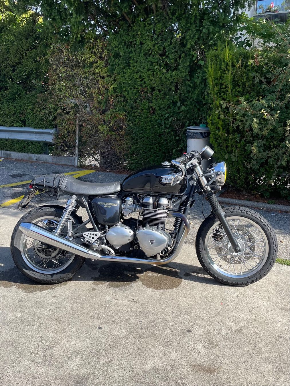 Triumph Route: Triumph Thruxton 900 – D'occasion à Perly par Eelmatto 4